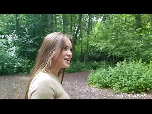 ❤️ Mhol mé d'Evelina go ndéanaimid fuck in áit phoiblí! Dúirt sí go raibh. Ansin fucked mé léi sa asal agus cum ina bhéal. Ansin pissed sí í féin. ❤  Físeán porn  ag porn % ga.taxiklass.ru%